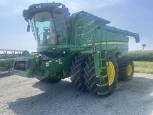 2022 John Deere S780 Image